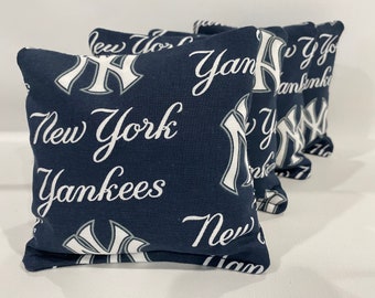 NEW YORK YANKEES 4 Cornhole Bags Bean Toss Print 2 Sides