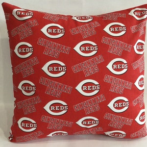 CINCINNATI REDS 18&quot; Envelope Pillow Cover Only