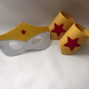 Superhero W Woman mask and cuffs. Corporate gift Wedding Birthday party favors, costume, capes, costumes, dress up, cosplay.