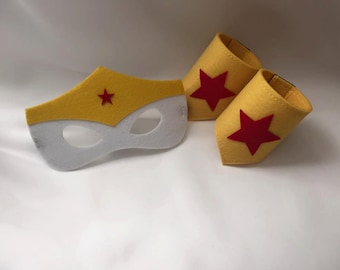 Superhero W Woman mask and cuffs. Corporate gift Wedding Birthday party favors, costume, capes, costumes, dress up, cosplay.