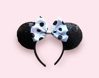 Classic Minnie's - White/Black Polka Dot Version - Minnie Ears - PREORDER!