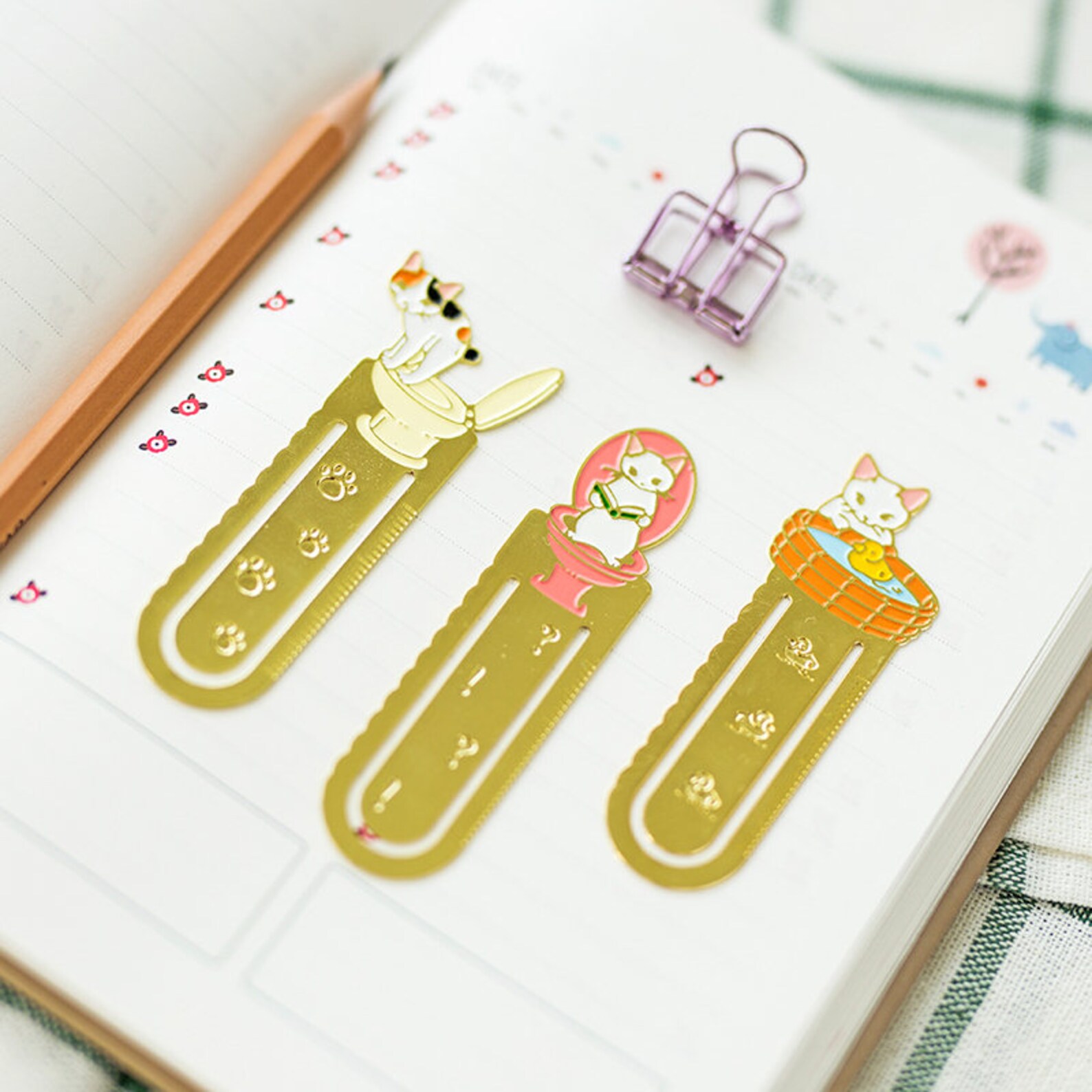 10Pcs Cute Cat Paper Clips With Alloy Pendants | Metal Bookmark Clips For Books, Office, School | Gift For Cat Lovers