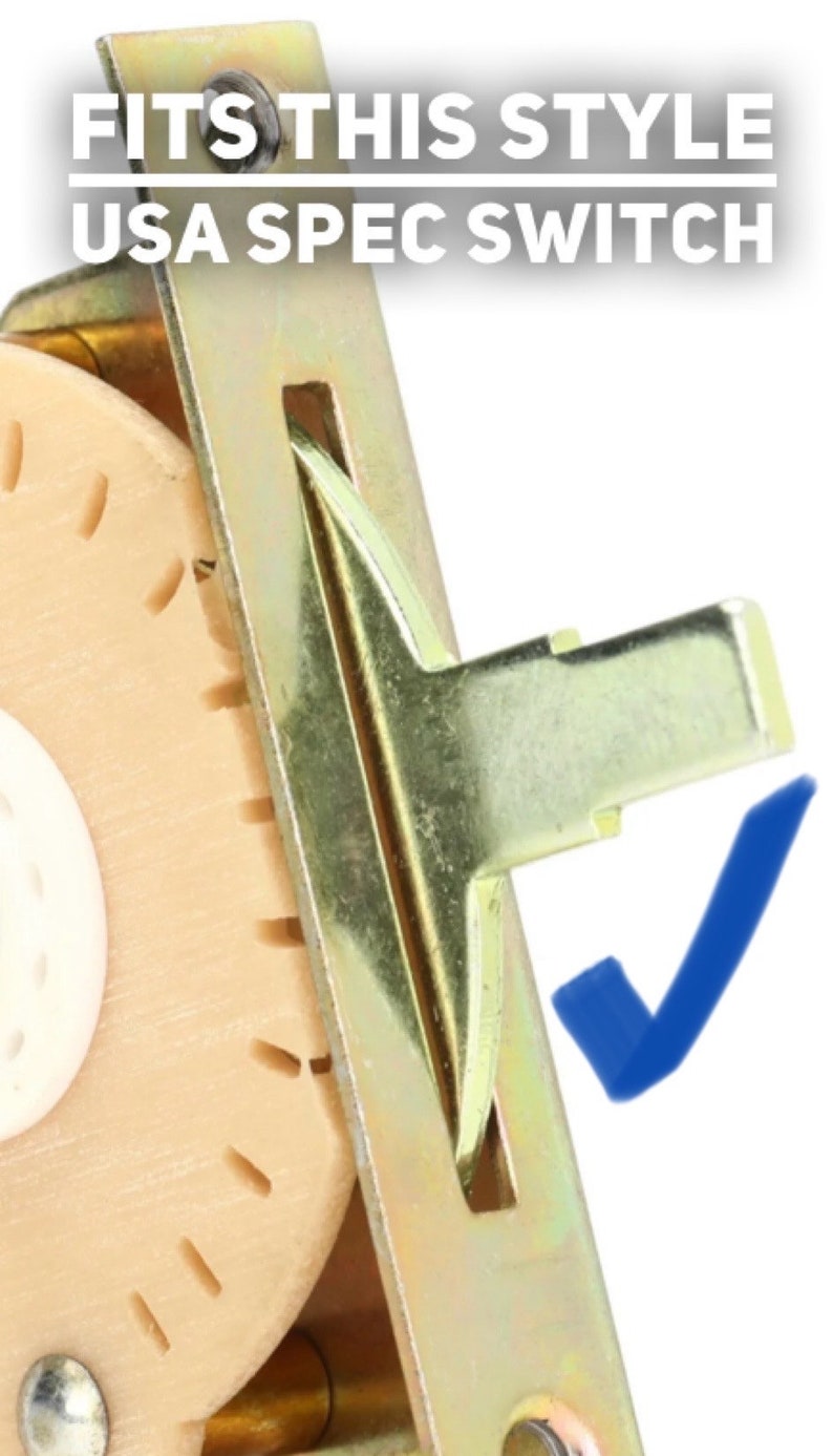 Puede incluir: Primer plano de un interruptor rotatorio de color dorado con una perilla beige. El interruptor est&aacute; etiquetado como "FITS THIS STYLE USA SPEC SWITCH".