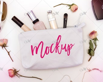 Download Free White Cosmetic Bag Mock-up. PSD+JPG PSD Template