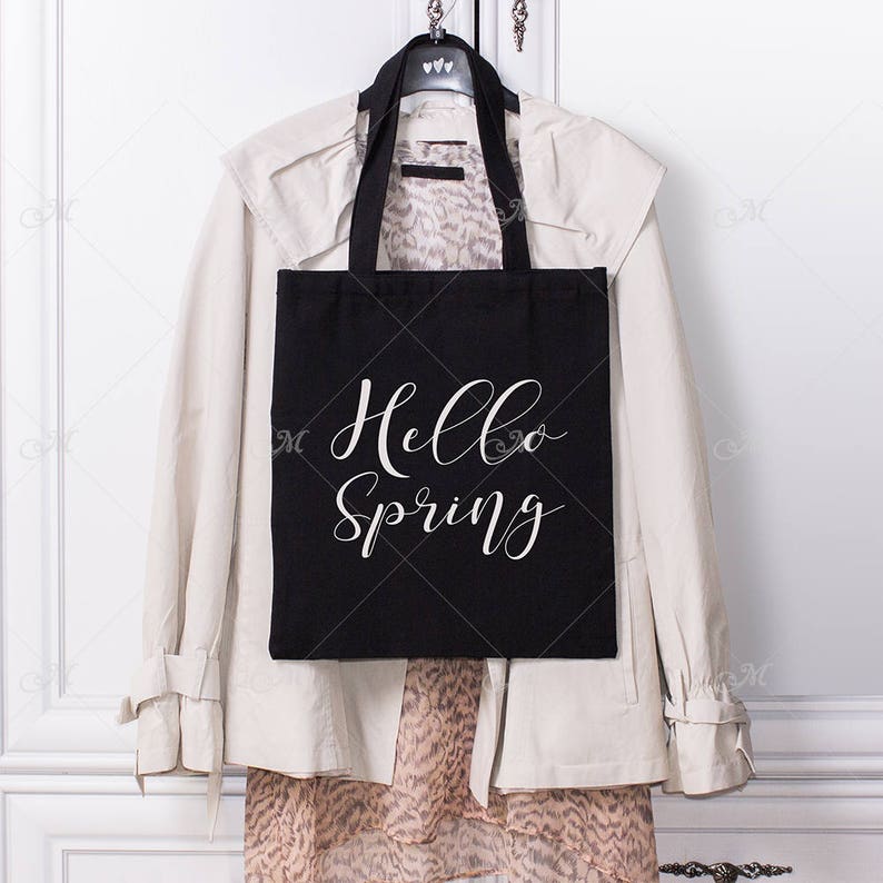 Download Spring Look Black Tote Bag / JPEG / Mock-up / Photo mockup ...