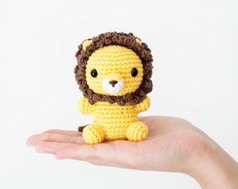 CROCHET PATTERN in English and Spanish - Lion - Baby #7 - Babies Collection - Amigurumi Toy - Instant PDF Download