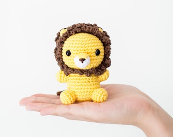 CROCHET PATTERN in English and Spanish - Lion - Baby #7 - Babies Collection - Amigurumi Toy - Instant PDF Download