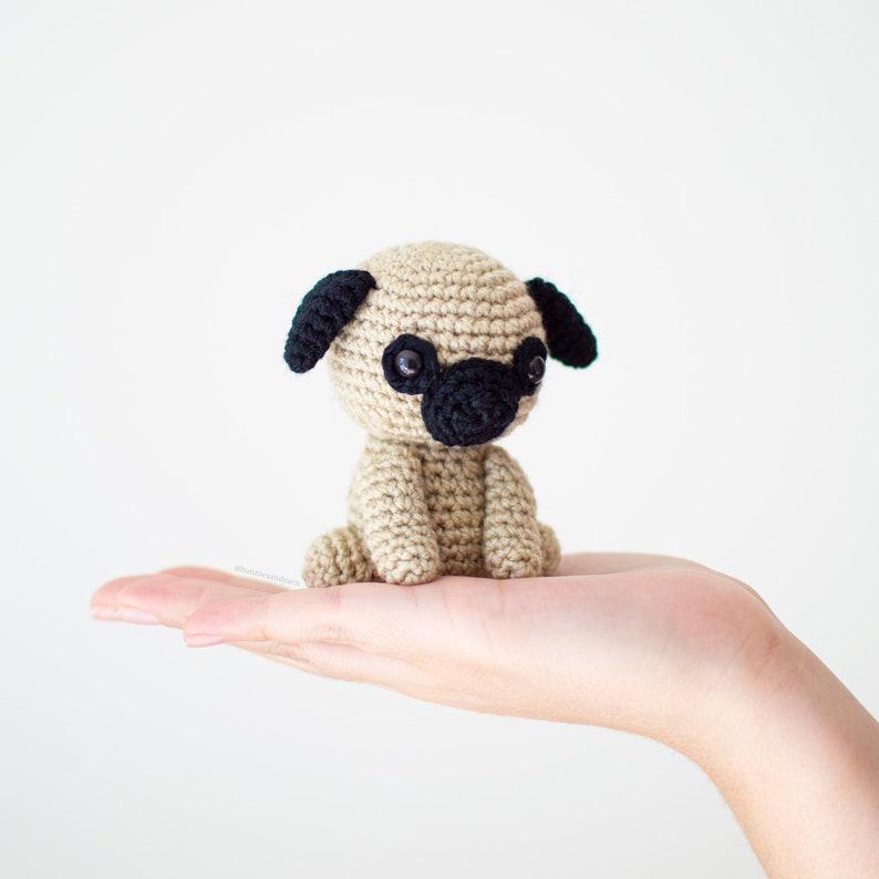 Pug - Baby #38 - CROCHET PATTERN in English and Spanish - Babies Collection - Amigurumi - Instant PDF Download image 2