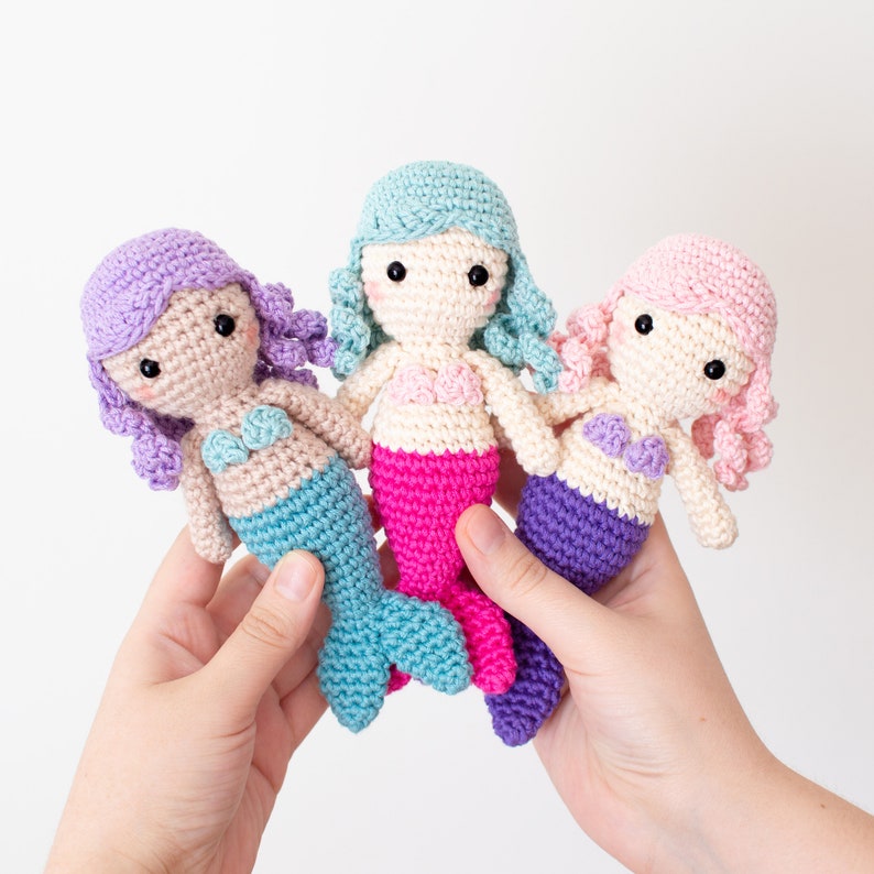 Lucy la Sirena Mini Patrón de Crochet en Inglés y Español Amigurumi Ganchillo Descarga Instantánea PDF imagen 9