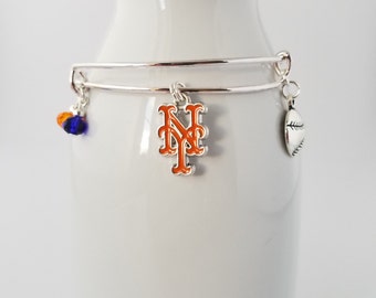 Final Touch Gifts New York Mets Swirl Heart Charm with Connector Bead Fits European Style Large Hole Bead Bracelets 