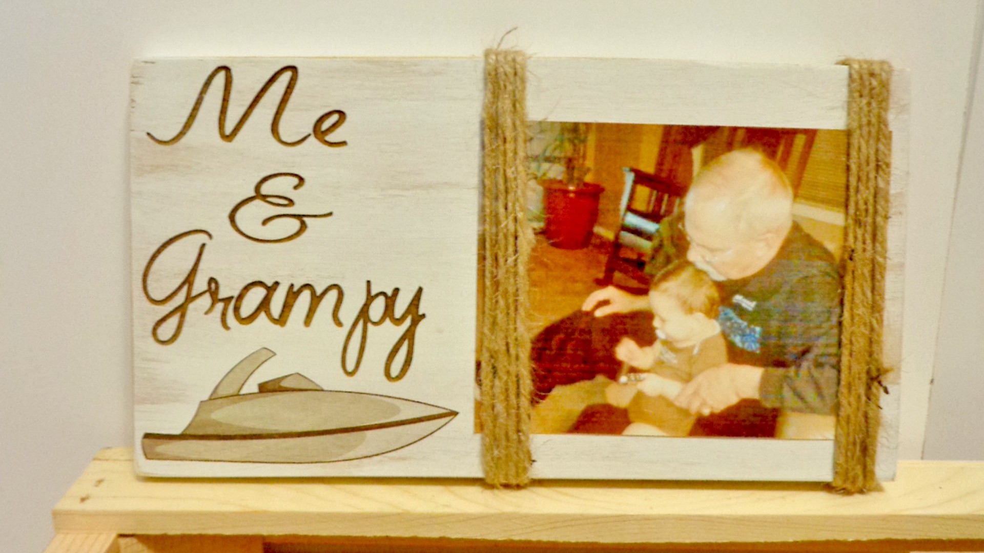 PERSONALIZED Fishing Makes the Best Memories Picture Frame. Ideal