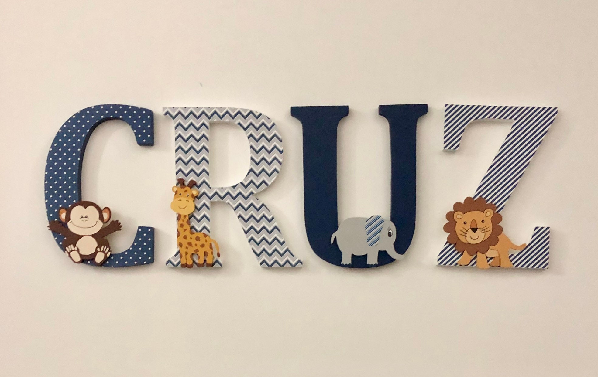 букавы в стиле джунгли. буквы в стиле сафари. буквы алфавита в стиле сафари. буква зебра. буквы в стиле сафари для печати.