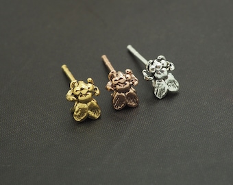 Fly Earring, Bug Ear Stud, Insect Animal Ear Stud, Silver Gold Rose Gold Ear Stud, Unique Cartilage Earrings, 7mm, Sold in Pair