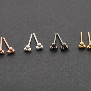 Trinity Earring, Three Ball Ear Stud, Triple Dot, Triangle Ball Stud, Tiny Small Cartilage Stud, Minimalist, Silver Gold Rose Gold Black