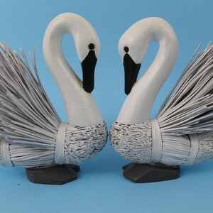 Tundra Swan//Trumpeter Swan,White Swan Miniature,