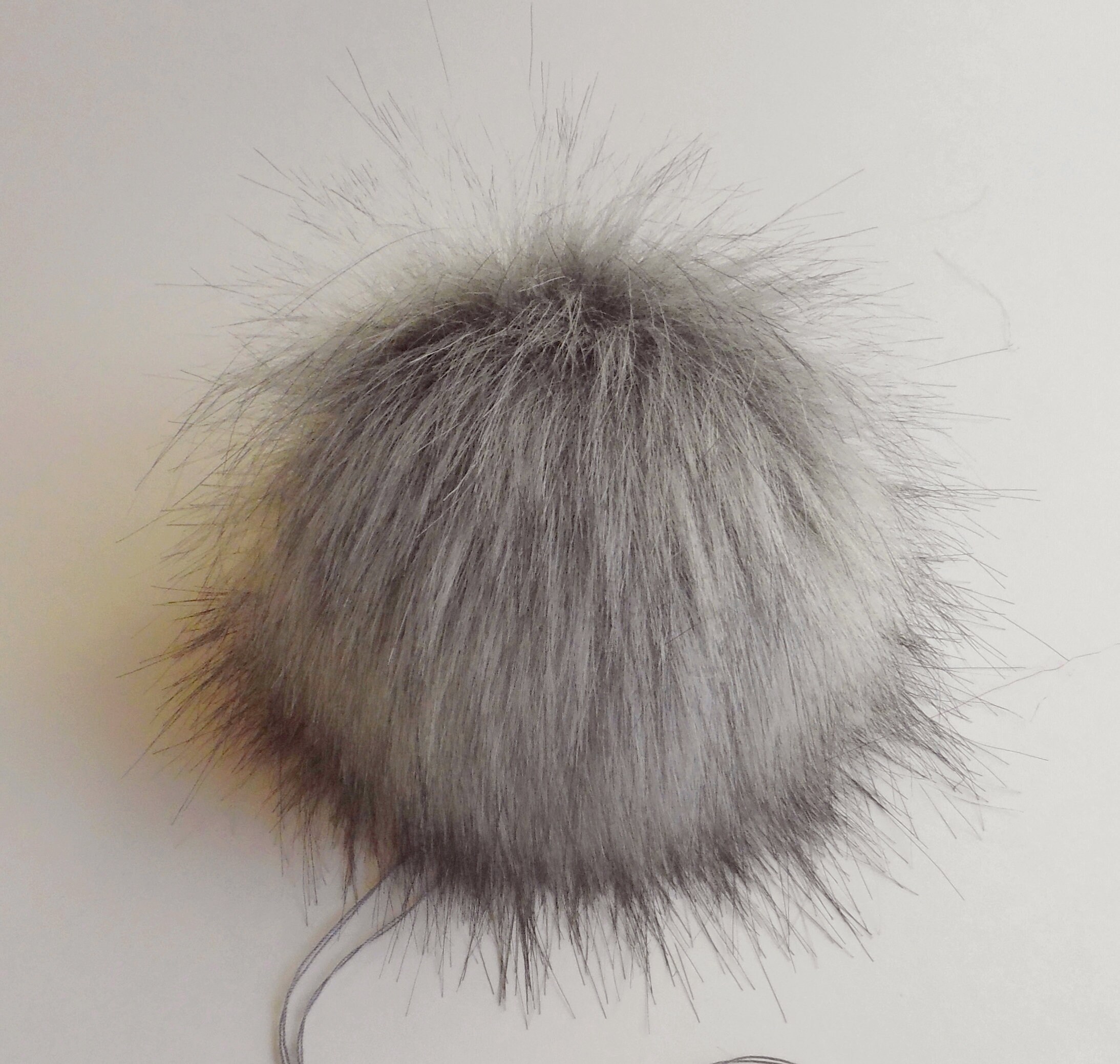 Warm grey faux fur pom pom 4.5-6.5 inches 11-16 cm Size S-XL
