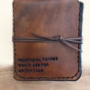 Billetera Walter Mitty, billetera de cuero personalizada de tres pliegues, ¡personalice el frente y el interior! ¡Regalo para el Día del Padre y la graduación!