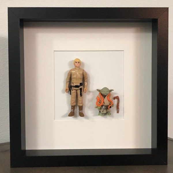 Christmas, Holiday Gift, Free Gift Wrapping, Excellent, condition, Game room decor, Yoda, Luke, Wedding Gift,