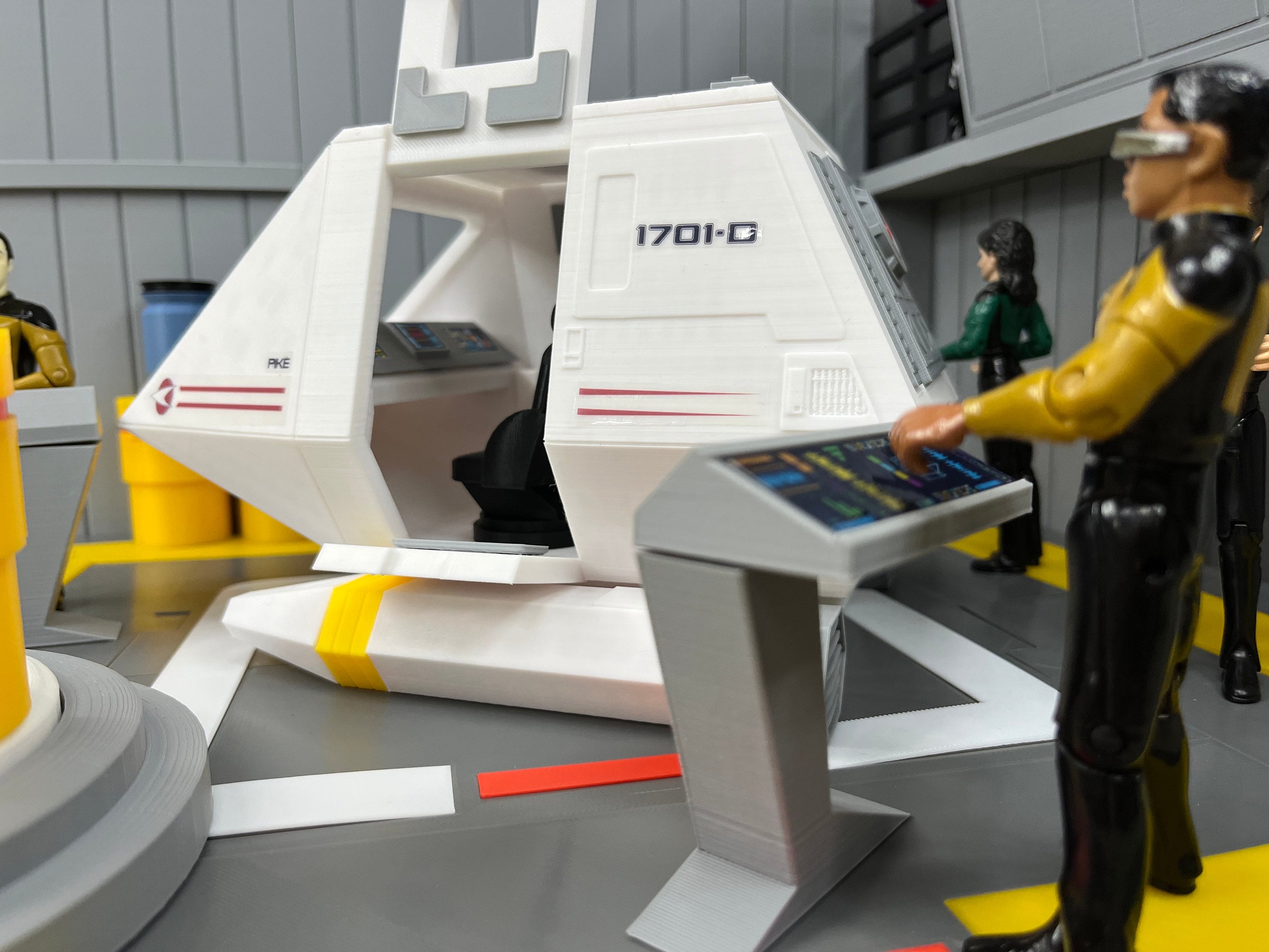 Star Trek TNG Shuttle Bay 3 Playset: Pike Shuttlecraft Model