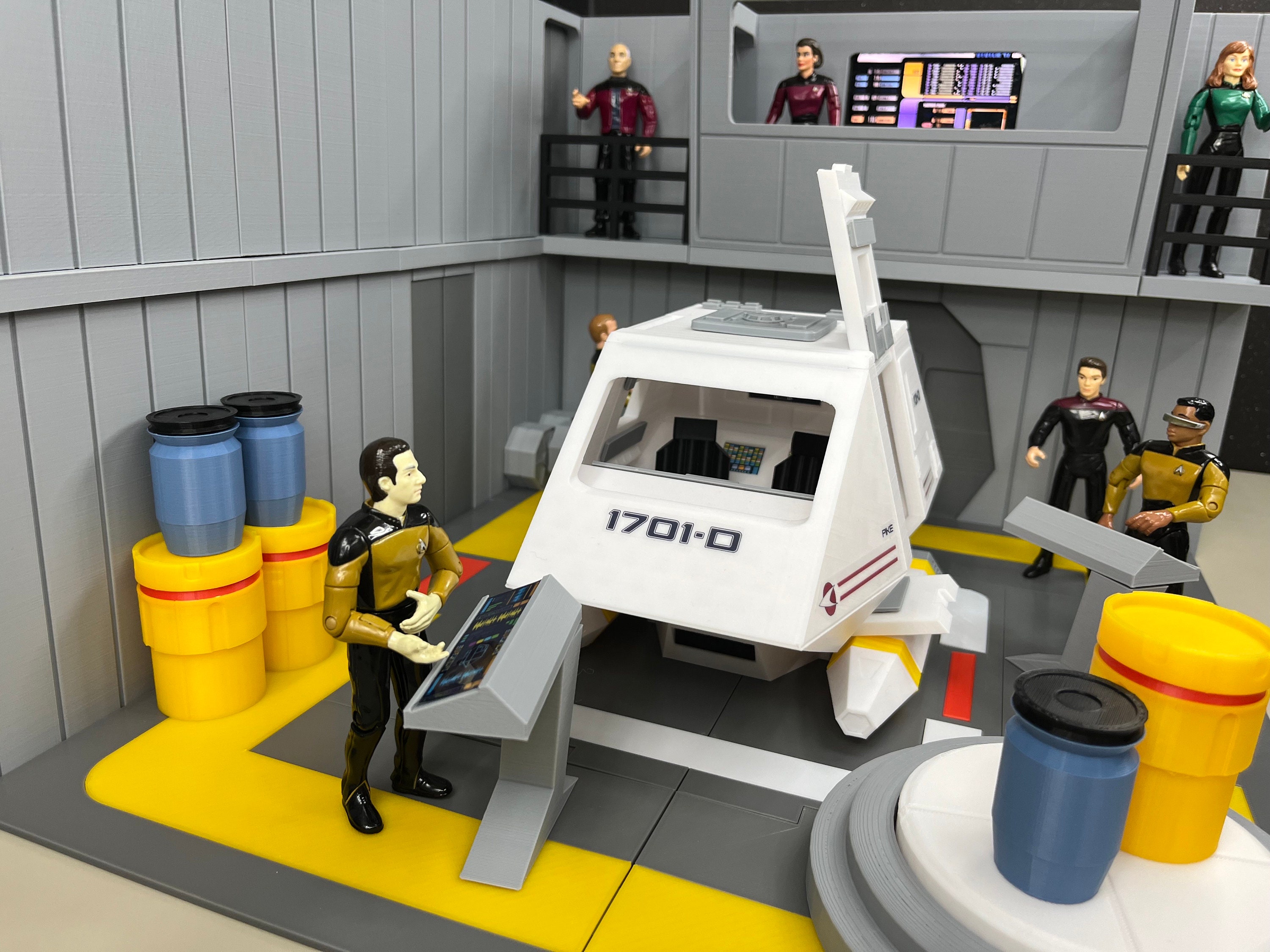 Star Trek TNG Shuttle Bay 3 Playset: Pike Shuttlecraft Model