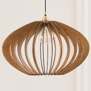 Suspension en bois Luminaire suspendu Lustre moderne en bois Lampe suspendue Lustre moderne milieu de siècle Abat-jour en bois Dezaart image 2