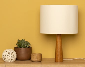 Tischlampe VECTOR | Holz Tischlampe | Nachttischlampe | Holzlampe Nussbaum Holz Bodenlampe | Dekorative Lampe | Minimale Holzlampe| Lampenschirm aus Holz