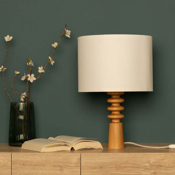Holz Tischlampe FRUSTUM CONE| Mid Century Modern Tischleuchte | Nachttischlampe | Schreibtischleuchte | Schreibtischlampe | Sockellampe Buche | Holz Lampe