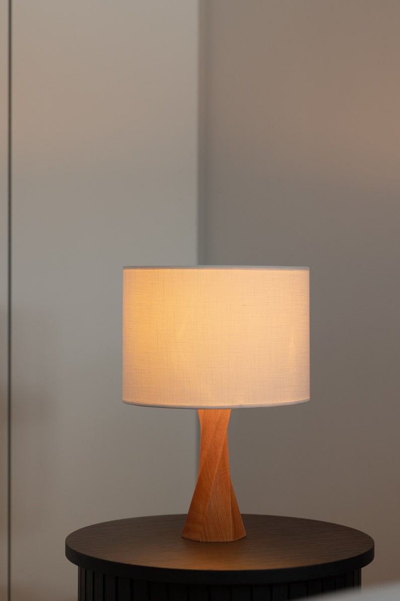 Sculptural Beauty: Handmade Beech Wood Table Lamp with Distorted Base for Unique Elegance image 4