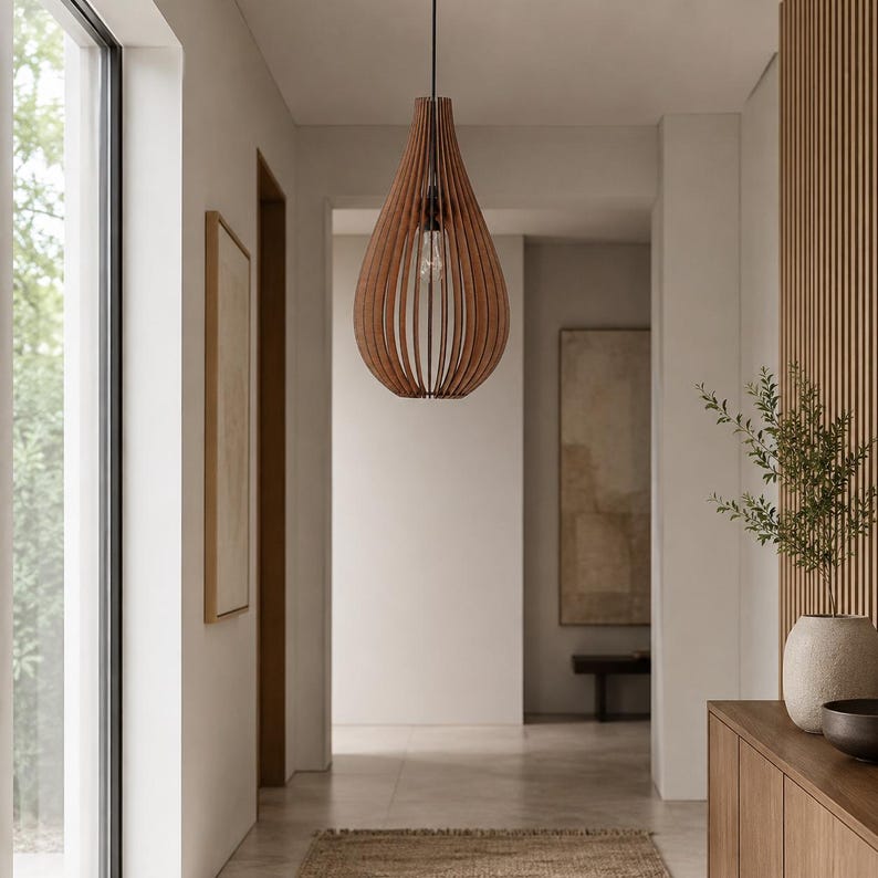 Pendelleuchte aus nachhaltigem Holz: Skandinavischer moderner Kronleuchter Bild 3