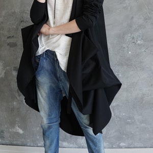 アバンギャルドコート / ロングコートレディース / オーバーサイズコート / アシンメトリーウールコート / デザイナーズ服 / プラスサイズ / ユニークなブラックコート