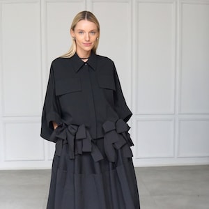 リボン付きイブニングシャツ / ロイヤルブラウス / オーバーサイズシャツ / プラスサイズチュニック / ユニークな服 / デザイナーズ服