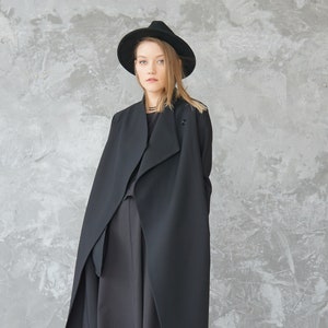 Oversized zwarte wollen kimonojas - handgemaakte wintertrench