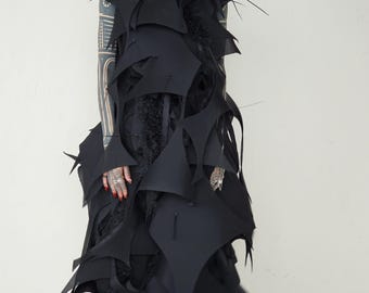Vestido de lana negro vanguardista – Vestido de diseño impactante, prenda artística escultórica, vestido asimétrico de capas para escenario, concierto o evento de moda