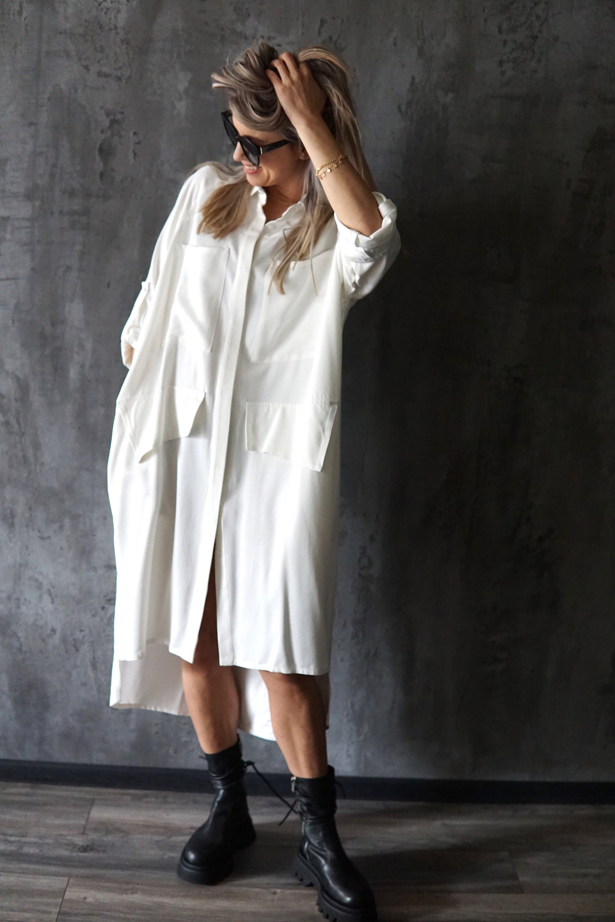 Oversized white shirt / Classic white shirt / Long sleeved | Etsy