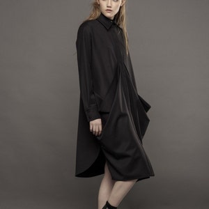 Robe formelle noire Chemise noire Robe midi noire Robe noire à manches longues Robe drapée noire image 1