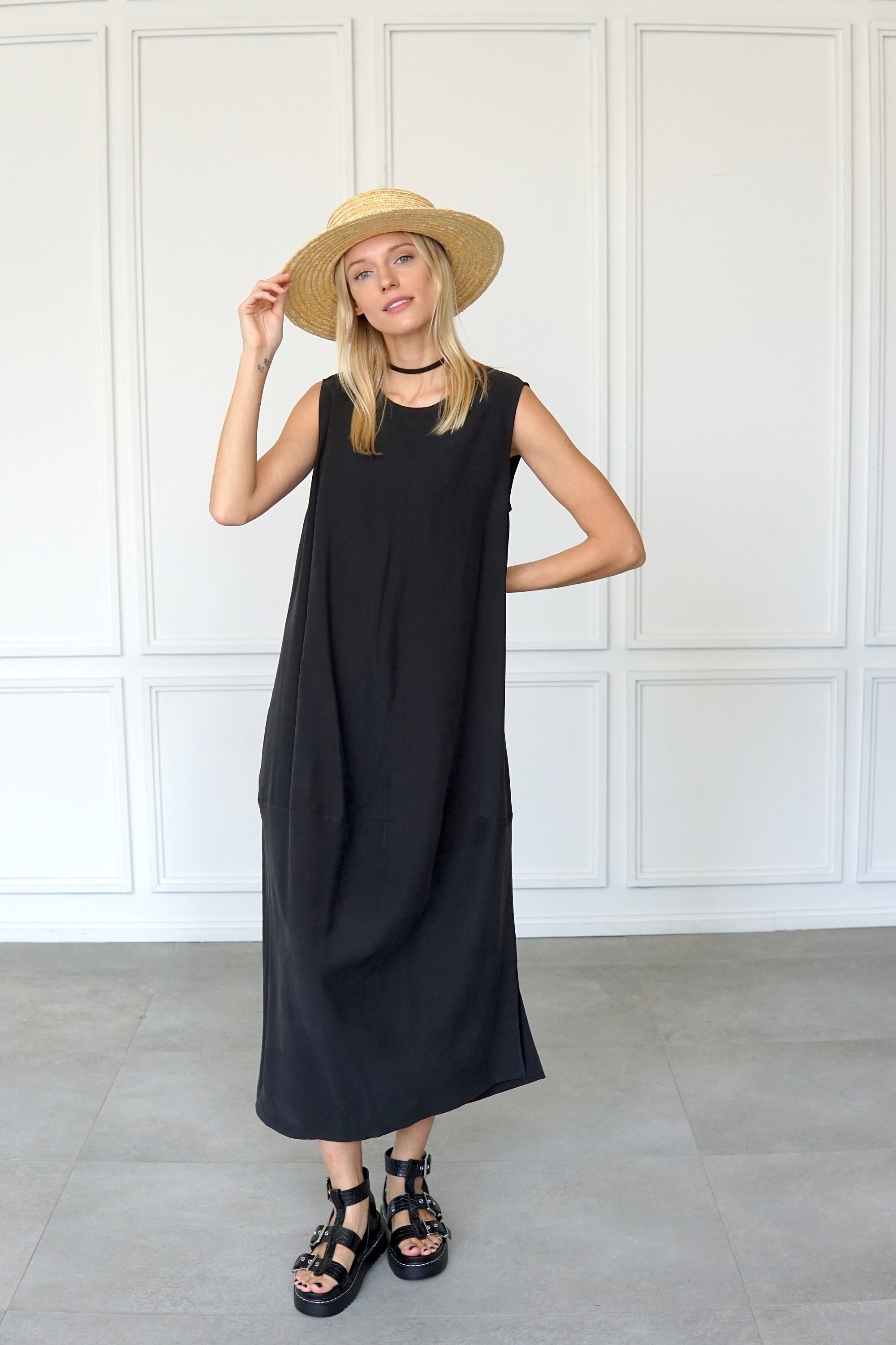 Vestido longo preto | Vestido simples preto | Vestido viscose preto | Vestido formal preto | Vestido assimétrico | Vestido solto