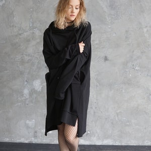 Sweat à capuche oversize noir Long sweat-shirt noir Robe-pull ample image 3