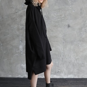 Sweat à capuche oversize noir Long sweat-shirt noir Robe-pull ample image 5