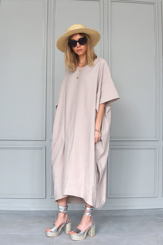 oversized cocoon dress Cat in a wardrobe: Vogue 8813 Oversized Cocoon Dress