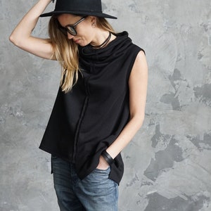 Black sleeveless jersey / Black summer t-shirt / Black festival t-shirt / Black shirt imagem 5