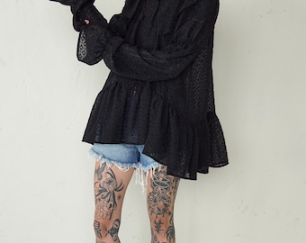 Blusa de gasa bohemia: volantes delanteros, top de festival