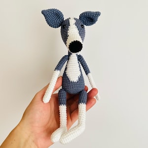 Peluche levriero all&#39;uncinetto - Peluche Whippet fatto a mano da 23 cm, regalo per gli amanti dei cani