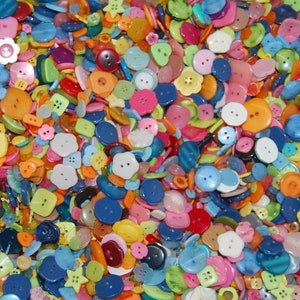 Boutons aux formes variées - Jolis boutons aux formes variées - Poids variés - Sacs de différentes tailles et couleurs