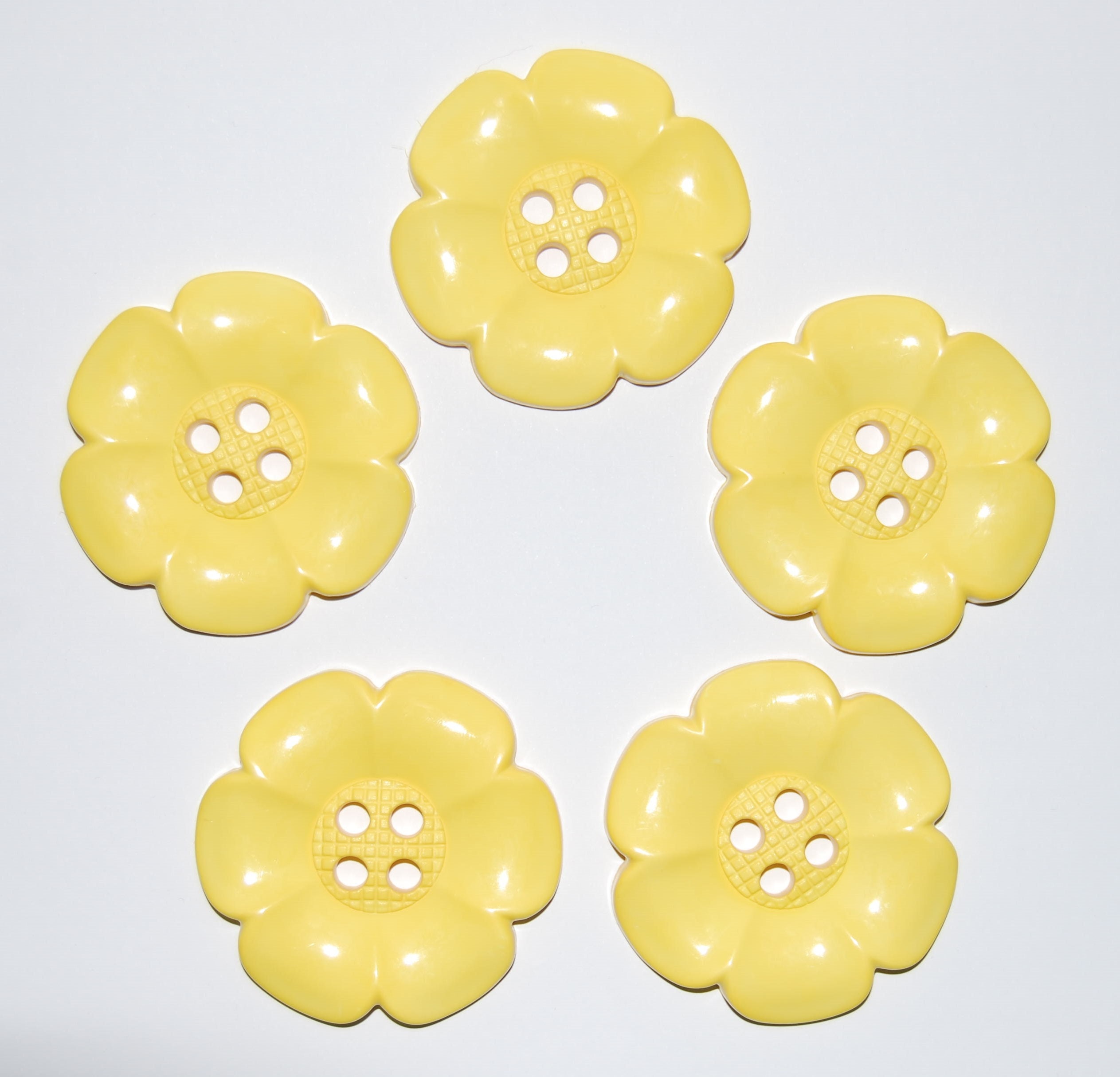 Large Plastic Giant Flower Buttons Clown Colours Packs Of 2 Size 63.5 mm