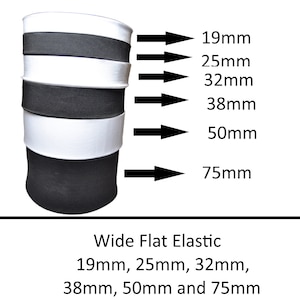 Könnte beinhalten: Ein Stapel schwarzer und weißer Gummibänder in verschiedenen Breiten, darunter 19 mm, 25 mm, 32 mm, 38 mm, 50 mm und 75 mm. Breites flaches Gummiband.