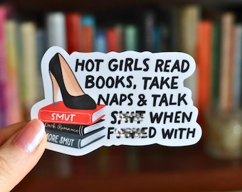 Pegatina de chicas atractivas leyendo libros, regalo para lector de novelas románticas oscuras, lector obsceno, club de lectura picante, accesorio para Kindle, ratón de biblioteca sarcástico