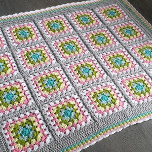 CUSTOM - Crochet Baby Blanket // Granny Square Patchwork image 3