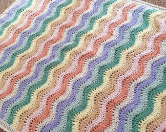 READY-MADE - Crochet Baby Blanket // Pastel Rainbow Wavy Chevron Ripple Stripes