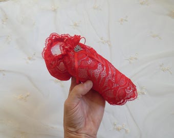 Red lace Willy warmer open tiped