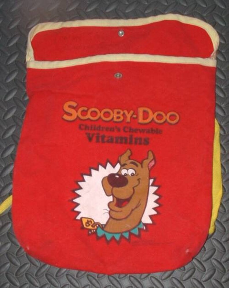 Vintage Scooby Doo Children's Chewable Vitamins Backpack Screened With